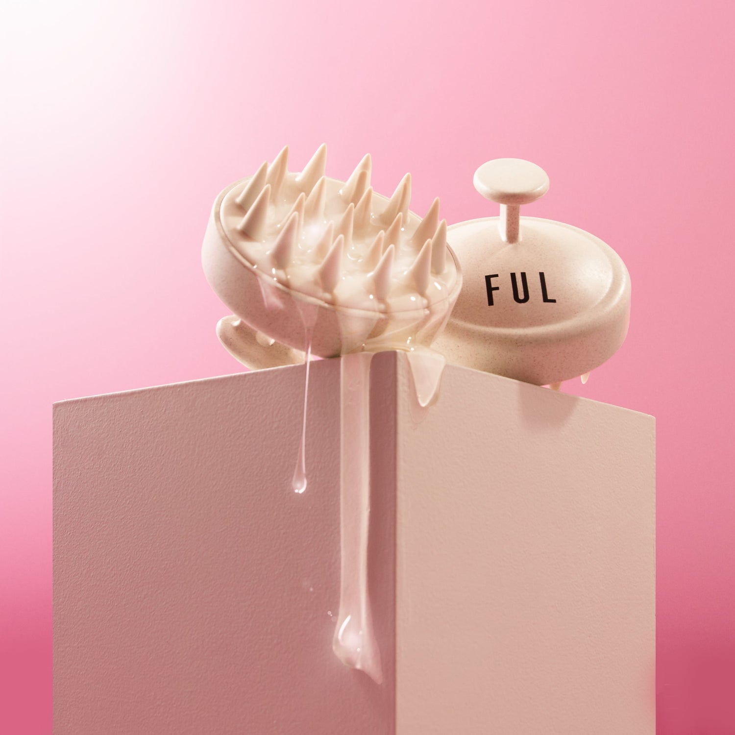 FUL, FUL London, Scalp Massager, Benefits Of A Scalp Massager, Scalp Massager Shampoo Brush, Shampoo Brush, FUL Scalp Massager Shampoo Brush, FUL Scalp Massager, FUL Shampoo Brush