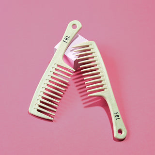 FUL, FUL London, FUL Wide Tooth Comb, Wide Tooth Comb, Wide Tooth Comb Hair Styling, Wide Tooth Comb For Hair Styling, How To Use A Wide Tooth Comb When Styling Your Hair